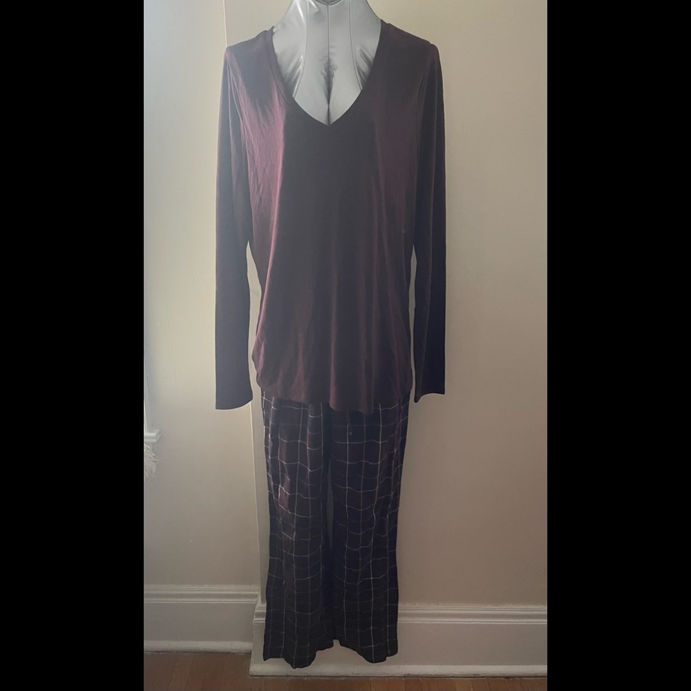 La Senza Plum Plaid 2pc PJs Size Large